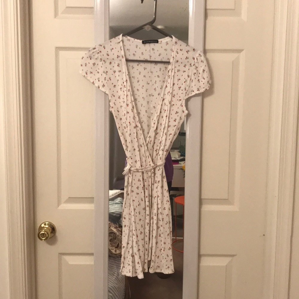 Brandy Melville floral wrap dress